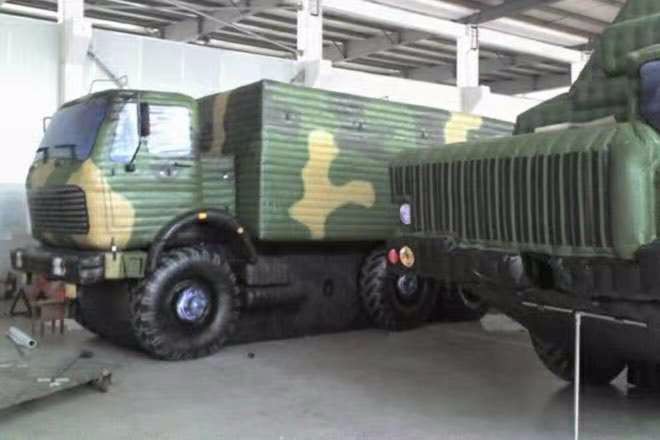 梅江大型军事车